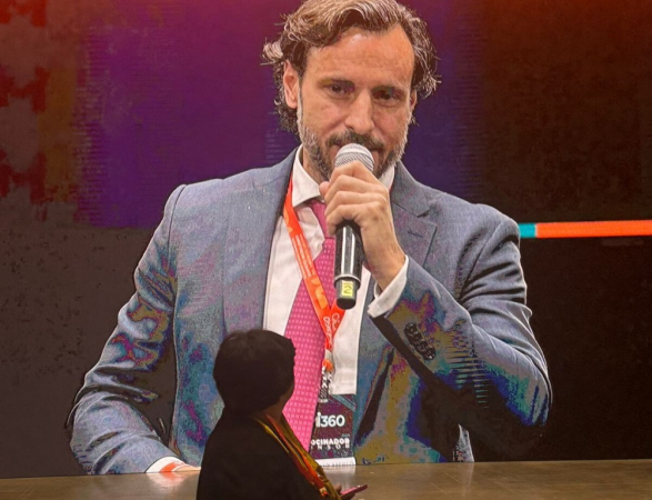Emilio Izquierdo, CEO do projeto MARAEY, durante painel sobre sustentabilidade e inovação no CIMI360, em São Paulo