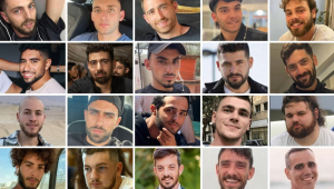 Os 20 reféns vivos libertados em 13 de outubro de 2025: Primeira fileira, da esquerda para a direita: Elkana Bohbot, Matan Angrest, Avinatan Or, Yosef-Haim Ohana, Alon Ohel. Segunda fileira, da esquerda para a direita: Evyatar David, Guy Gilboa-Dalal, Rom Braslavski, Gali Berman, Ziv Berman. Terceira fileira, da esquerda para a direita: Eitan Mor, Segev Kalfon, Nimrod Cohen, Maxim Herkin, Eitan Horn. Última fileira, da esquerda para a direita: Matan Zangauker, Bar Kupershtein, David Cunio, Ariel Cunio, Omri Miran.