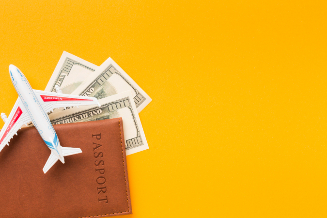 lataforma oferece cartões virtuais ilimitados, um assistente de IA para categorização de custos e um painel de dados com informações em tempo real