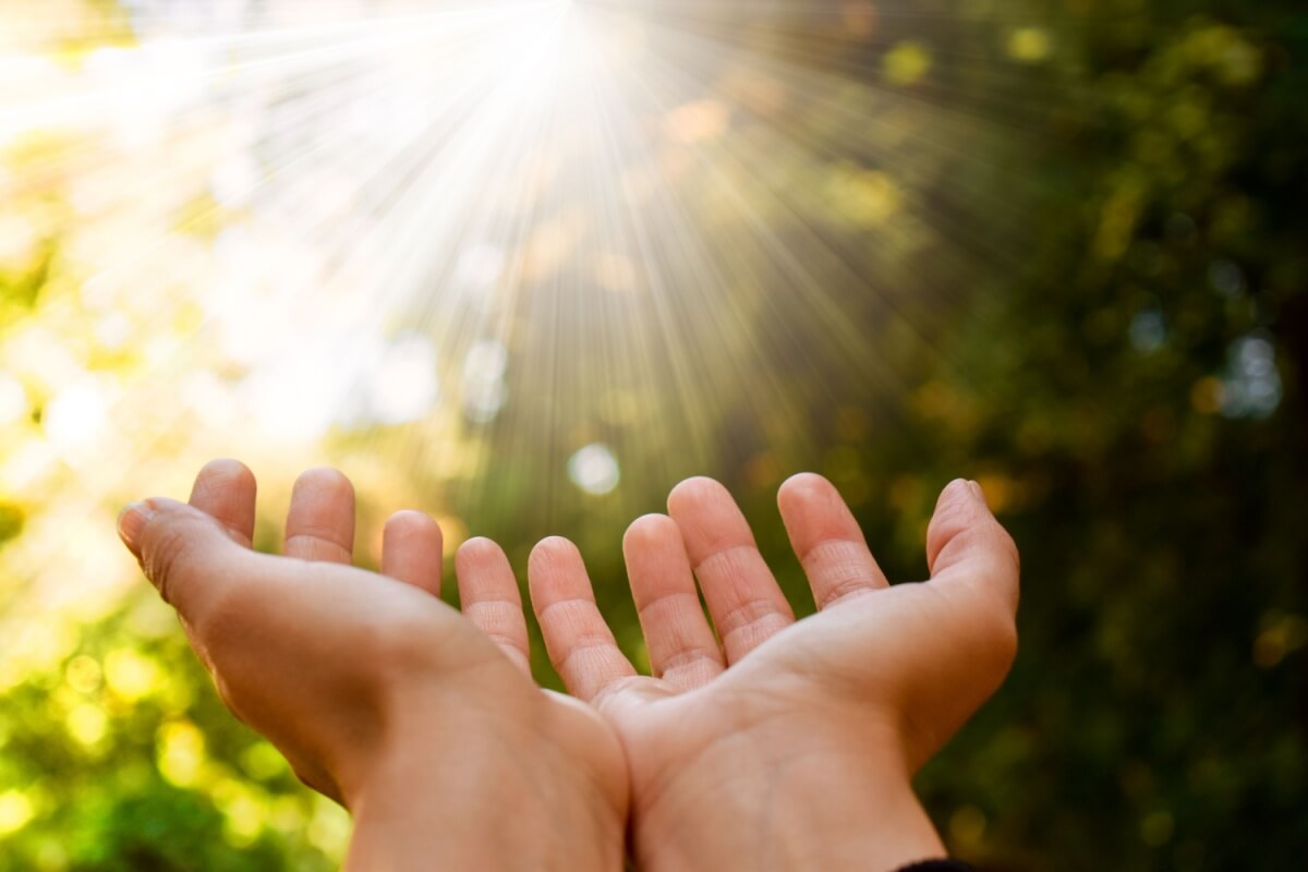 Os decretos proféticos ajudam a atrair dinheiro e prosperidade 