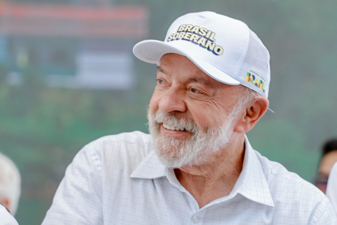 02.10.2025 – Cerimônia de Entrega de Obras Retomadas do Ministério da Educação na Ilha de Marajó Presidente da República, Luiz Inácio Lula da Silva, durante a cerimônia de entrega de obras retomadas do Ministério da Educação na Ilha de Marajó. Orla de Breves – Pará (PA) Foto: Ricardo Stuckert / PR