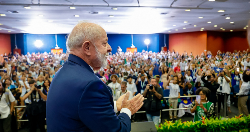 ‘O que não falta é gente safada para fazer coisa errada’, diz Lula sobre operação da PF