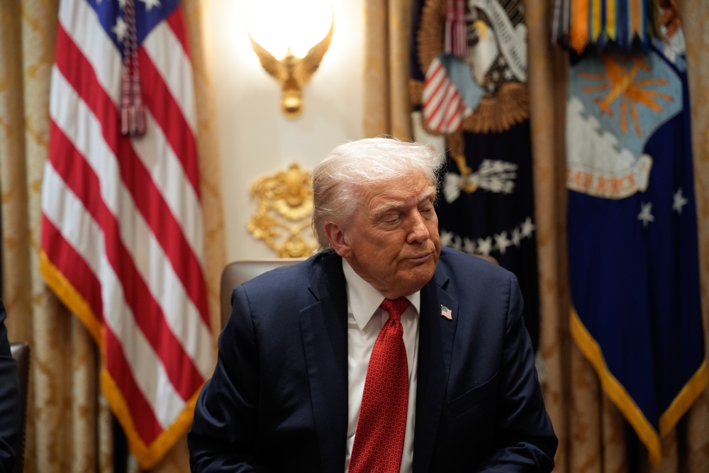 Trump Detona Embaixador Australiano: 'Não Gosto de Você' em Confronto Explosivo!
