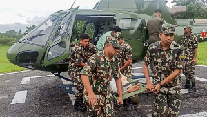 Deslizamentos India e Nepal