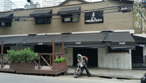 Vista do bar "Ministrão", na Alameda Lorena, nos Jardins, zona oeste de São Paulo, nesta quarta-feira, 01. O local foi interditado na terça-feira, 30, após ser alvo de uma operação da Polícia Civil e das vigilâncias sanitárias do Estado e da Prefeitura de São Paulo.