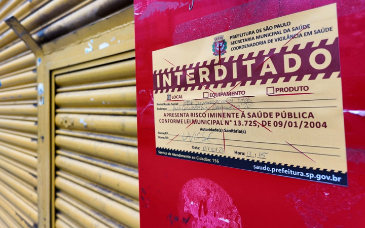 Loja de Bebidas foi interditada pela Vigilância Sanitária na rua Conselheiro Ramalho, na Bela Vista, região central de São Paulo
