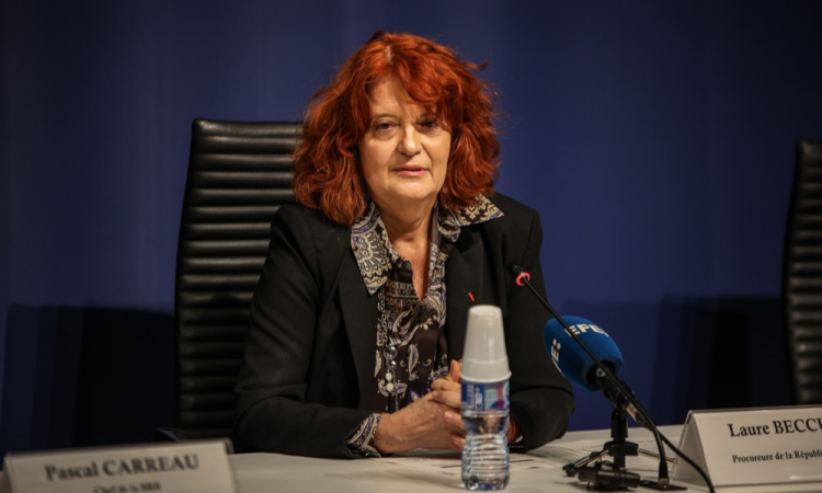 Promotora de Paris, Laure Beccuau, concede coletiva de imprensa sobre roubo no Louvre