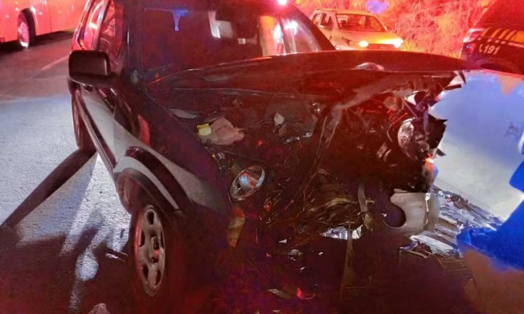 Perseguição policial na Rodovia Presidente Dutra (BR-116), em Piraí, no Rio de Janeiro, termina em tragédia na madrugada desta quinta-feira (23)