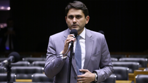 Deputado Juscelino Filho (UNIÃO - MA), durante discussão e votação de Propostas Legislativas