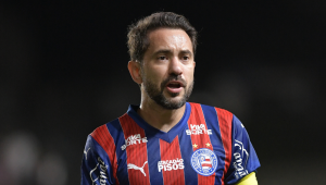 Everton Ribeiro passa por cirurgia após diagnóstico de câncer na tireoide