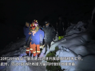 Pelo menos 350 pessoas que faziam trilhas no Tibete foram evacuadas 'sãs e salvas' após uma tempestade de neve atingir a área ao redor do Monte Everest