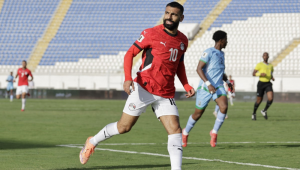 Mohamed Salah, durante partida das eliminatórias da Copa do Mundo 2026 entre Djibuti e Egito no Estádio Larbi Zaouli, em Casablanca
