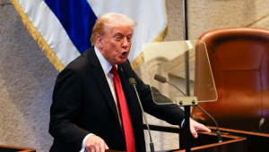 Donald Trump discursa no parlamento israelense, em Jerusalém