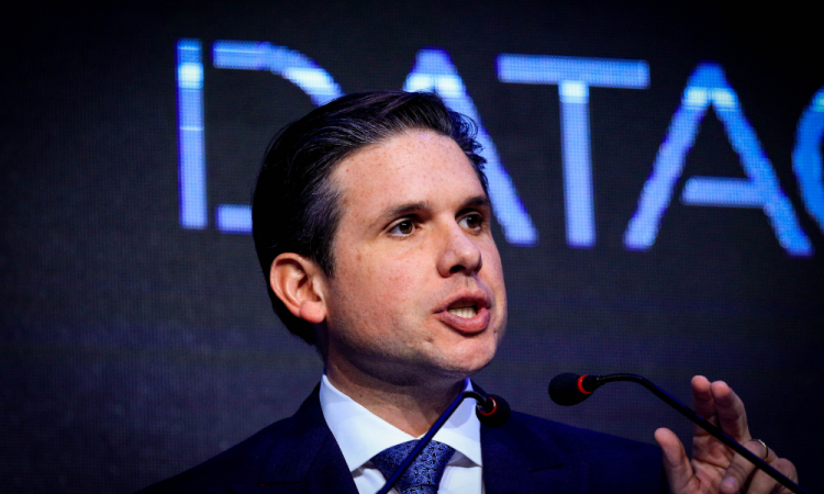 Presidente da Câmara dos Deputados, Hugo Motta, durante a 25° Conferência Internacional DATAGRO sobre Açúcar e Etanol