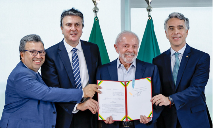 Presidente Lula sanciona a lei que institui o Sistema Nacional de Educação (SNE)