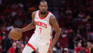 Kevin Durant acerta extensão de seu contrato com o Houston Rockets por mais dois anos