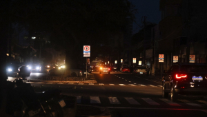 Um apagão no início da noite desta segunda-feira (01), deixou uma parte da cidade de Campo Mourão, na Região Centro-Oeste do Paraná, as escuras