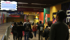 A concessionária ViaQuatro, que opera a Linha 4-Amarela do Metrô de São Paulo, informou que a falha que causou transtorno à população na manhã desta terça-feira (21) foi solucionada às 11h30. A concessionária ViaQuatro, que opera a Linha 4-Amarela do Metrô de São Paulo, informou que a falha que causou transtorno à população na manhã desta terça-feira (21) foi solucionada às 11h30.