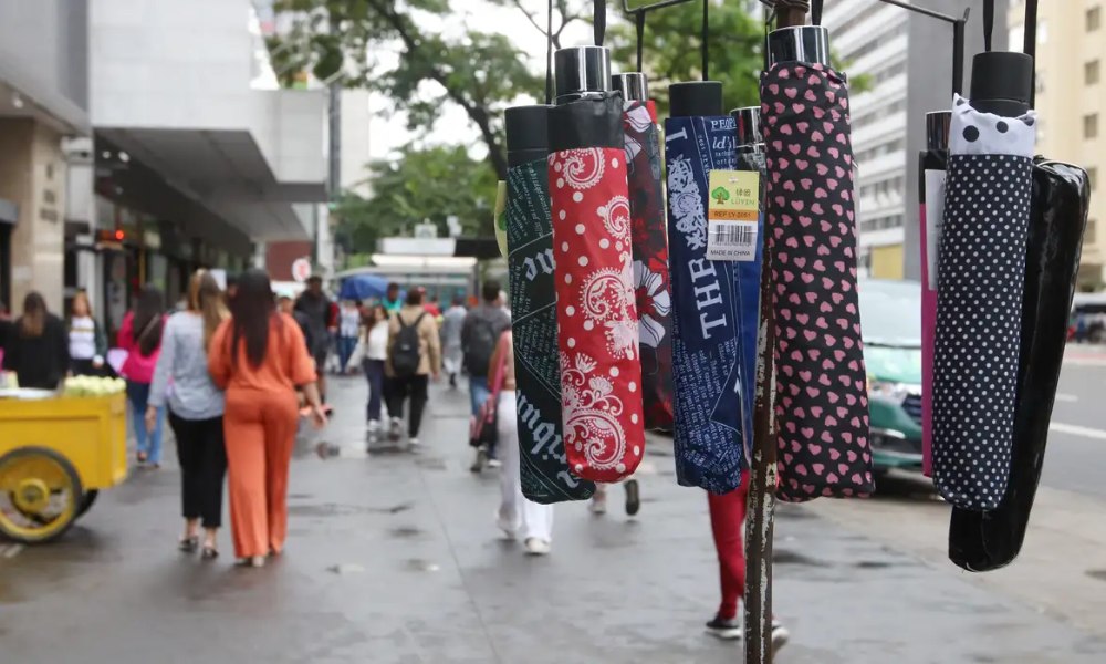 Alerta! Frente Fria Chega a SP com Chuvas Fortes e Queda de Granizo: Prepare-se!
