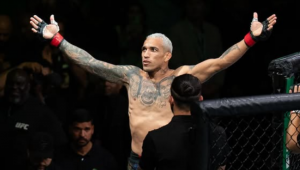 Charles do Bronx momentos após finalizar Gamrot no UFC Rio • Instagram / @UFC