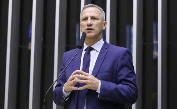 O deputado federal Sanderson, do PL, é o líder da oposição na Câmara