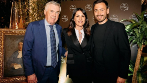 Katia Ancelotti com o pai, Carlo Ancelotti, e o irmão, Davide Ancelotti, que dirige o Botafogo