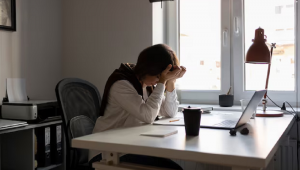 Saúde Mental no Trabalho: Por Que as Estatísticas Estão Aumentando?