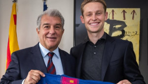 Barcelona renova com Frenkie de Jong até 2029