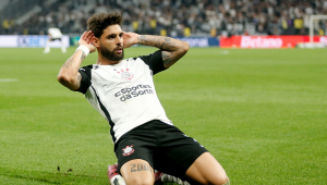 Yuri Alberto, do Corinthians, comemora seu gol marcado sobre a equipe do Mirassol durante partida válida pela 27ª rodada do Campeonato Brasileiro
