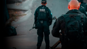 Forças de segurança do Rio de Janeiro fazem operação de combate ao crime organizado na Baixada Fluminense