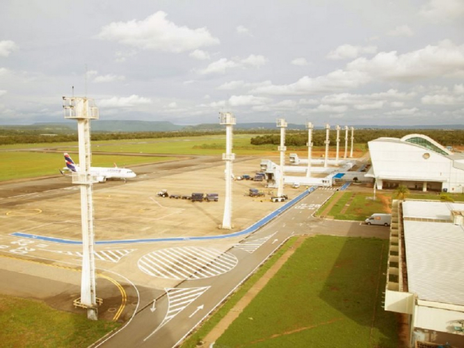 Passageiro morre e avião faz pouso não programado no Tocantins