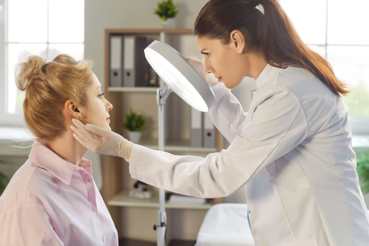 A celulite facial é um processo infeccioso e bacteriano 