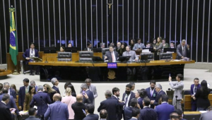 Sessão do Congresso Nacional no Plenário da Câmara