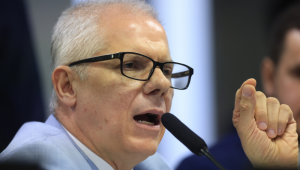 Alessandro Stefanutto, ex-presidente do INSS, foi preso, nesta quinta-feira (13), na Operação Sem Desconto, da Polícia Federal