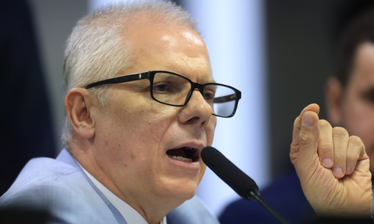 Alessandro Stefanutto, ex-presidente do INSS, foi preso, nesta quinta-feira (13), na Operação Sem Desconto, da Polícia Federal