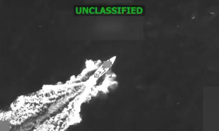 Um ataque dos Estados Unidos contra outra suposta lancha com drogas no Caribe matou três pessoas, segundo o chefe do Pentágono