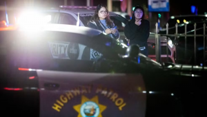 Quatro pessoas morreram e 10 ficaram feridas em um tiroteio na noite de sábado (29) na cidade de Stockton, Califórnia