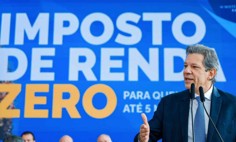 design-sem-nome-6-9 ​Ibovespa bate recorde histórico e dólar encerra em queda