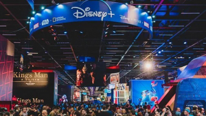 Painel da Disney+ na CCXP
