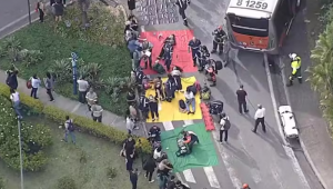 Grave acidente na marginal da Rodovia Raposo Tavares, no sentido de São Paulo. Foto: Reprodução/TV Globo