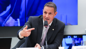 Guilherme Derrite em debate sobre a PEC da Segurança Pública na Câmara Foto: Lula Marques/Agência Brasil