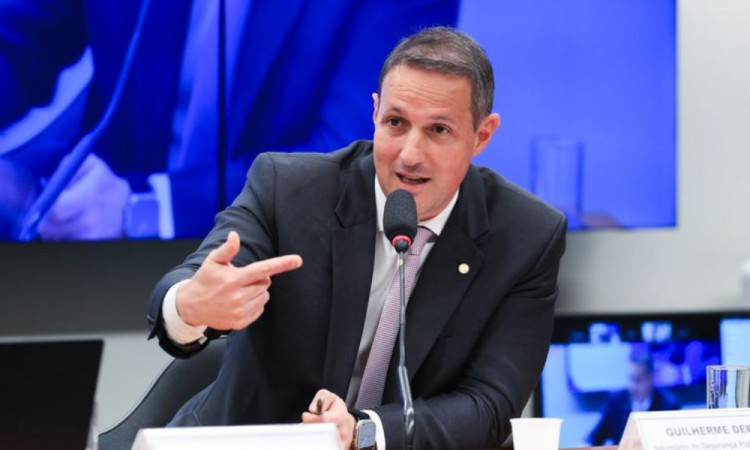 Guilherme Derrite em debate sobre a PEC da Segurança Pública na Câmara Foto: Lula Marques/Agência Brasil