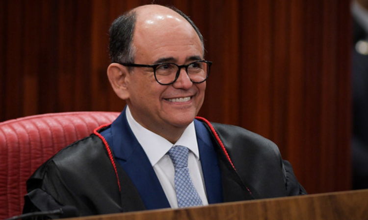 Ministro do STJ, Antônio Carlos Ferreira