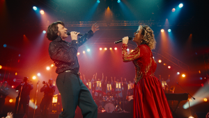 Hugh Jackman e Kate Hudson em "Song Sung Blue: Um Sonho a Dois"