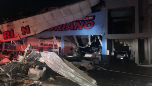 Ciclone causa destruição, deixa cinco mortos e 400 feridos no Paraná