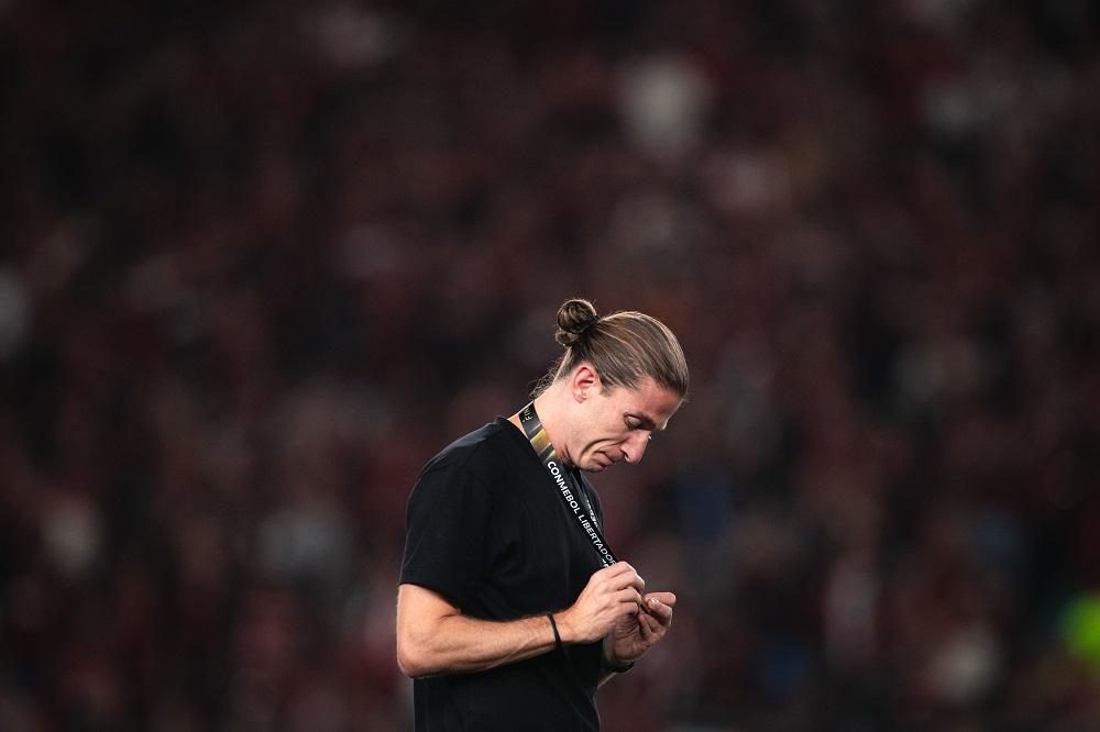 Filipe Luís iguala feito de Renato Gaúcho e se consolida na primeira prateleira de treinadores