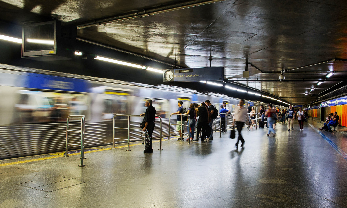 A iniciativa, em fase experimental, atende a uma demanda histórica de trabalhadores, turistas e frequentadores da vida noturna paulistana e será mantida todos os sábados