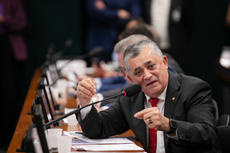 Zé Guimarães minimiza mal-estar entre o governo e o Congresso