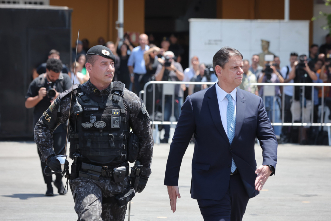 Tarcíuio de Freitas participa Solenidade do 134° Aniversário do 1° Batalhão Tobias de Aguiar.