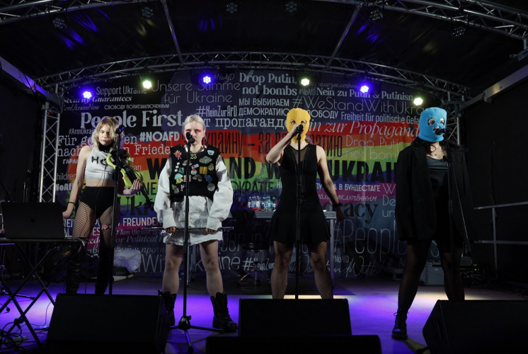 Rússia classifica Pussy Riot como ‘organização extremista’